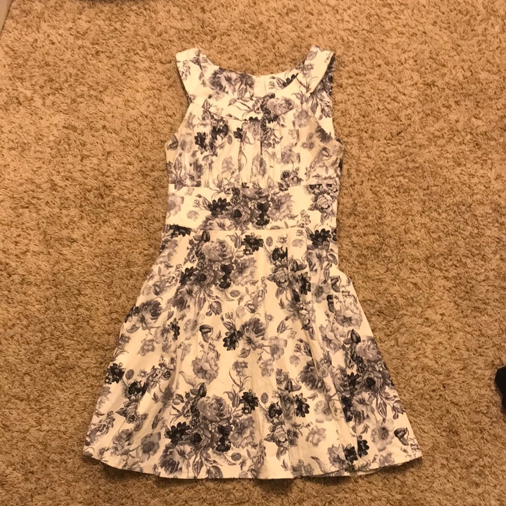 Black and white dress